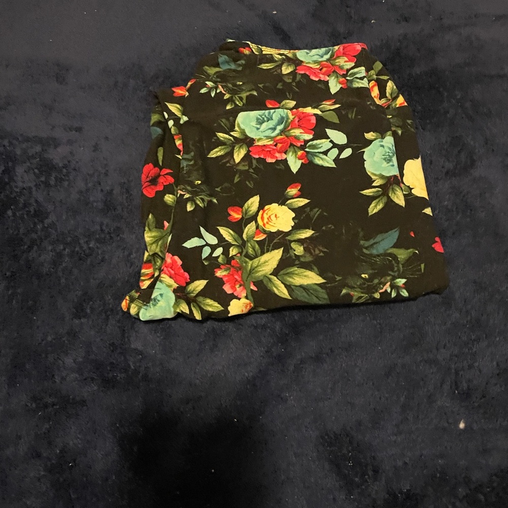 Lularoe leggings size os